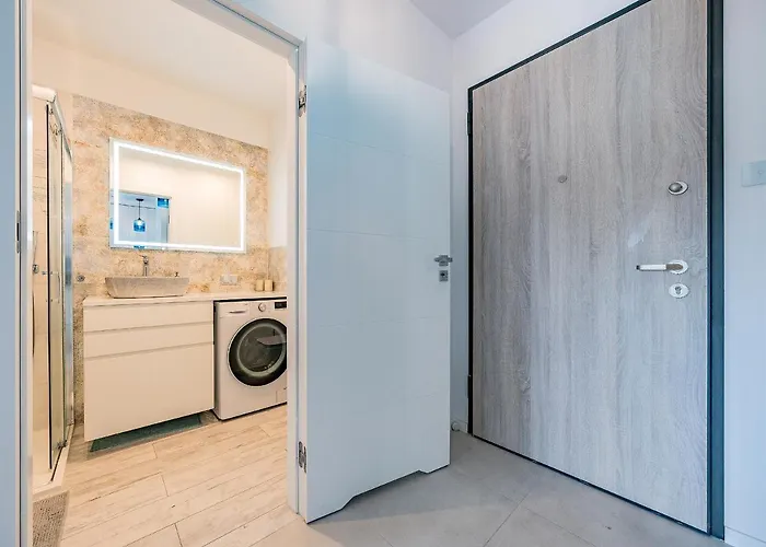 Hello Letnica With Private Parking